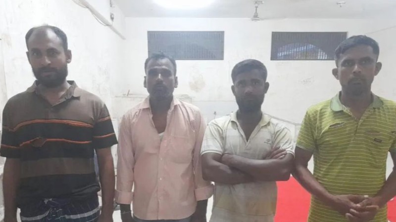 আদালতের বারান্দায় বাদী-বিবাদীর মারামারি: ৪ জনের সশ্রম কারাদণ্ড