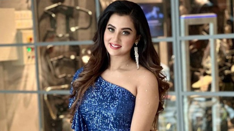 মা হওয়ার পর কবে শুটিংয়ে ফিরছেন বুবলী? জানালেন নির্মাতা